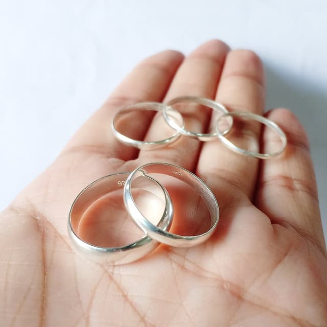 แหวนเกลี้ยง เงินแท้ 92.5% Ring (ท้องปลิง)