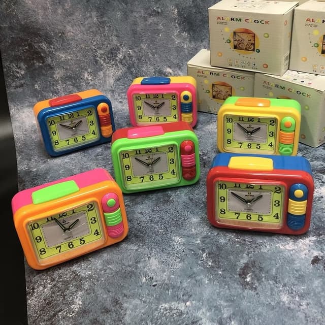 นาฬิกาปลุก หน้าขาว รุ่น-2210 ปลุก 2 เสียง กระดิ่งและดนตรี มี